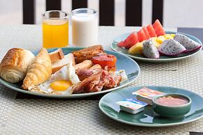 La Renaissance Boutique