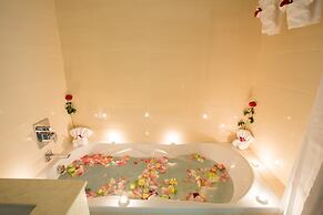 La Renaissance Boutique