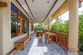 Baan Pondchanok Hotel