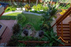 Baan Pondchanok Hotel