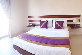 Hive 68 - Hotel and Resorts Negombo