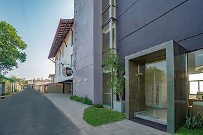 Hive 68 - Hotel and Resorts Negombo