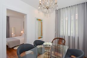 Oporto Lovely House Premium