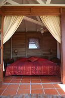 Statia Lodge