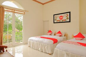 OYO Life 414 Loji Rejo Guest House