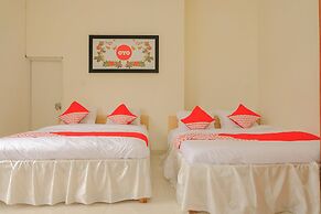 OYO Life 414 Loji Rejo Guest House