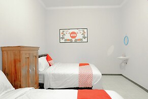 OYO 605 Queen Homestay
