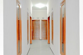 OYO 605 Queen Homestay