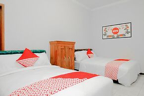 OYO 605 Queen Homestay