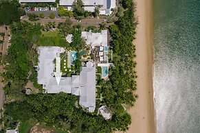 Poolside Apt In Alamanda Beachfront Resort 55