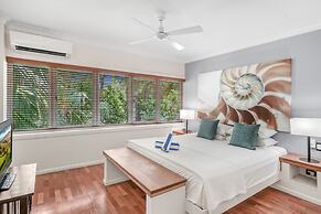 Poolside Apt In Alamanda Beachfront Resort 55