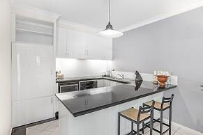 Poolside Apt In Alamanda Beachfront Resort 55