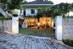 Dewi Villa Padangbai Hotel
