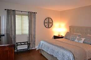 Attractive 504 2BD Condo with Private Balcony and Jacuzzi Tub by RedAw