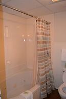 Attractive 504 2BD Condo with Private Balcony and Jacuzzi Tub by RedAw