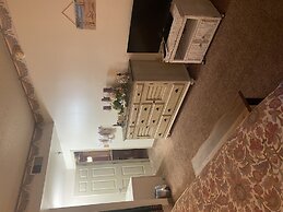 110 3BD Family Condo with Jacuzzi Tub by RedAwning