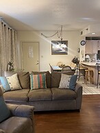 110 3BD Family Condo with Jacuzzi Tub by RedAwning