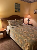 110 3BD Family Condo with Jacuzzi Tub by RedAwning