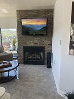 Smoky Mountains 711 3BD Condo with All Round Private Balcony by RedAwn