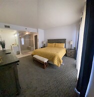 Smoky Mountains 711 3BD Condo with All Round Private Balcony by RedAwn