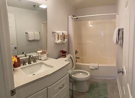 Smoky Mountains 711 3BD Condo with All Round Private Balcony by RedAwn