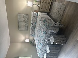 Little Pigeon River 401 2BD Condo with Jacuzzi Tub by RedAwning