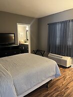 Little Pigeon River 501 2BD with Mountain View Private Balcony by RedA