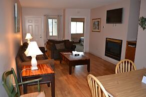 Little Pigeon River 602 2BD Condo with Private Balcony by RedAwning