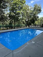 Smoky Mountains 101 2BD Condo with Fireplace and Private Balcony by Re