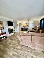 Smoky Mountains 101 2BD Condo with Fireplace and Private Balcony by Re