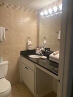 Smoky Mountains 101 2BD Condo with Fireplace and Private Balcony by Re