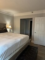 Smoky Mountains 101 2BD Condo with Fireplace and Private Balcony by Re