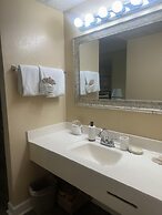 Little Pigeon River 309 1BD Condo with River View Private Balcony by R