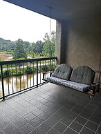 Little Pigeon River 309 1BD Condo with River View Private Balcony by R