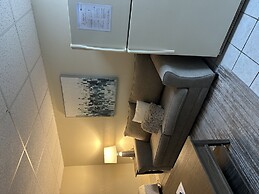 609 1bd 1 Bedroom Condo by RedAwning