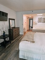 409 1bd 1 Bedroom Condo by RedAwning