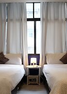 Sleep With Me Bangkok - BTS Phra Khanong