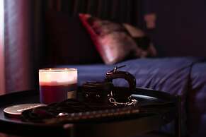 Sleep With Me Bangkok - BTS Phra Khanong