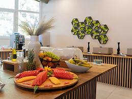 Zlatni rat Beach Resort