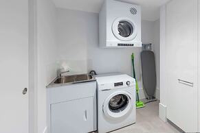 Avani Adelaide Residences