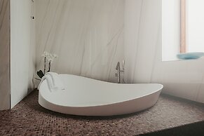 Bacã Suites Restaurant & Bar