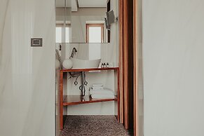 Bacã Suites Restaurant & Bar