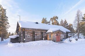 Kuukkeli Hirvas Suite