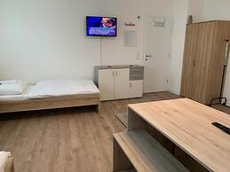 AB Apartments Messezimmer Möhringen - Hostel