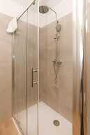 Apartments and Rooms Stone House