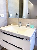 Accra Luxury Apartments at The Lul Water