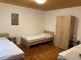AB Apartment Objekt 122 - Hostel