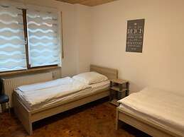 AB Apartment Objekt 122 - Hostel