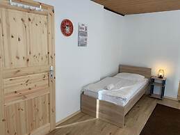 AB Apartment Objekt 122 - Hostel