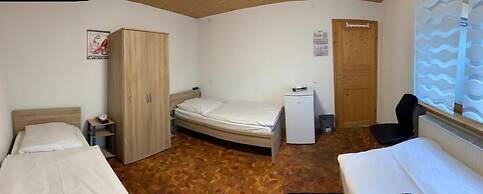 AB Apartment Objekt 122 - Hostel